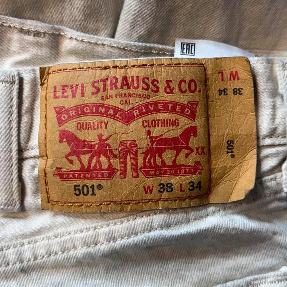 Levi's 501 Jeans Mens 38x34 (36x32) Original Fit White Oak Cone Denim Straight
